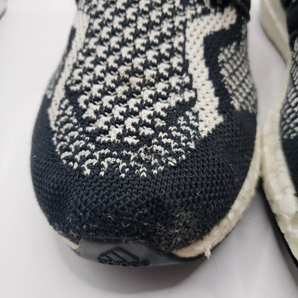 Adidas Ultra BOOST 5.0 DNA Oreo Black White FY9348 Men's Size 8.5 Pre-owned - Picture 6 of 10